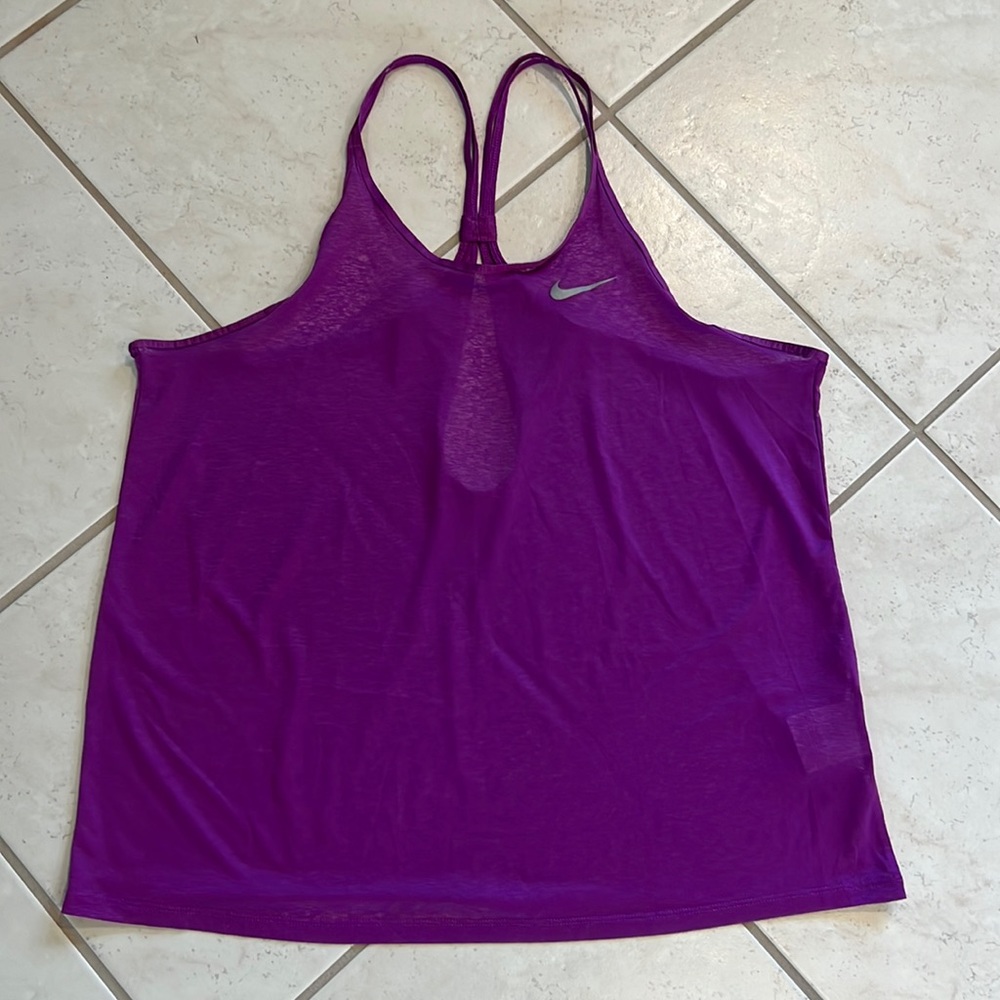 Nike Dry -Fit workout top size Large, Color Magenta